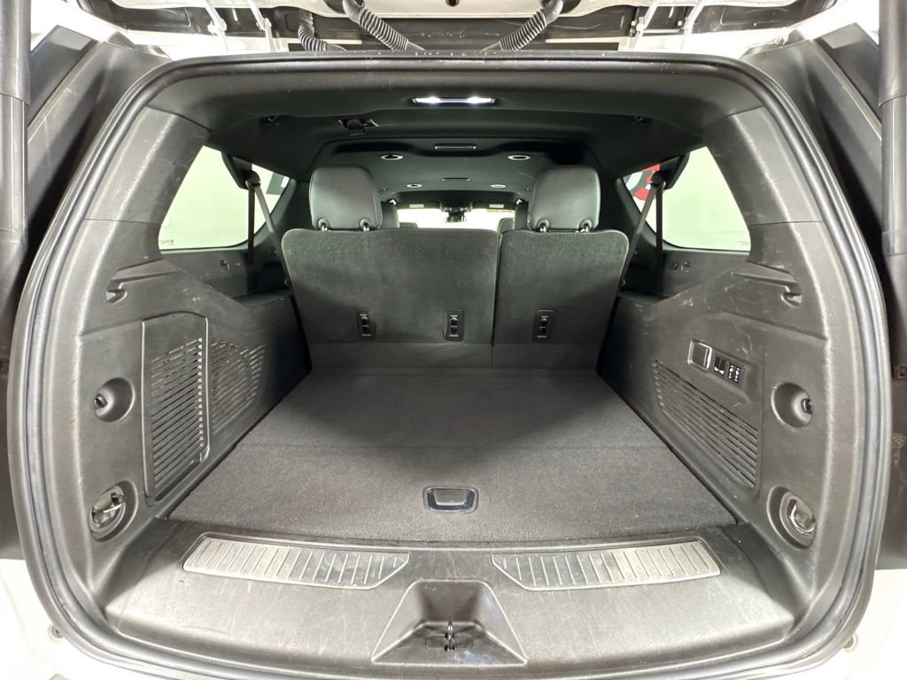 Used 2023 Chevrolet Suburban Premier image 56