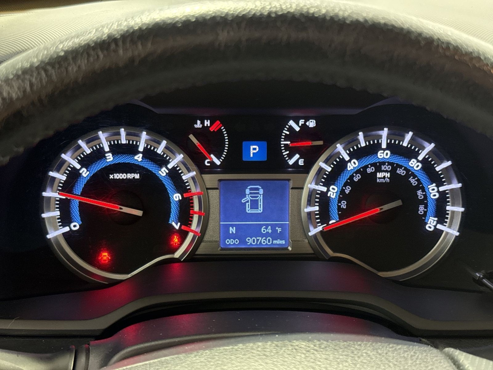 Used 2019 Toyota 4Runner SR5 AWD/4WD image 18