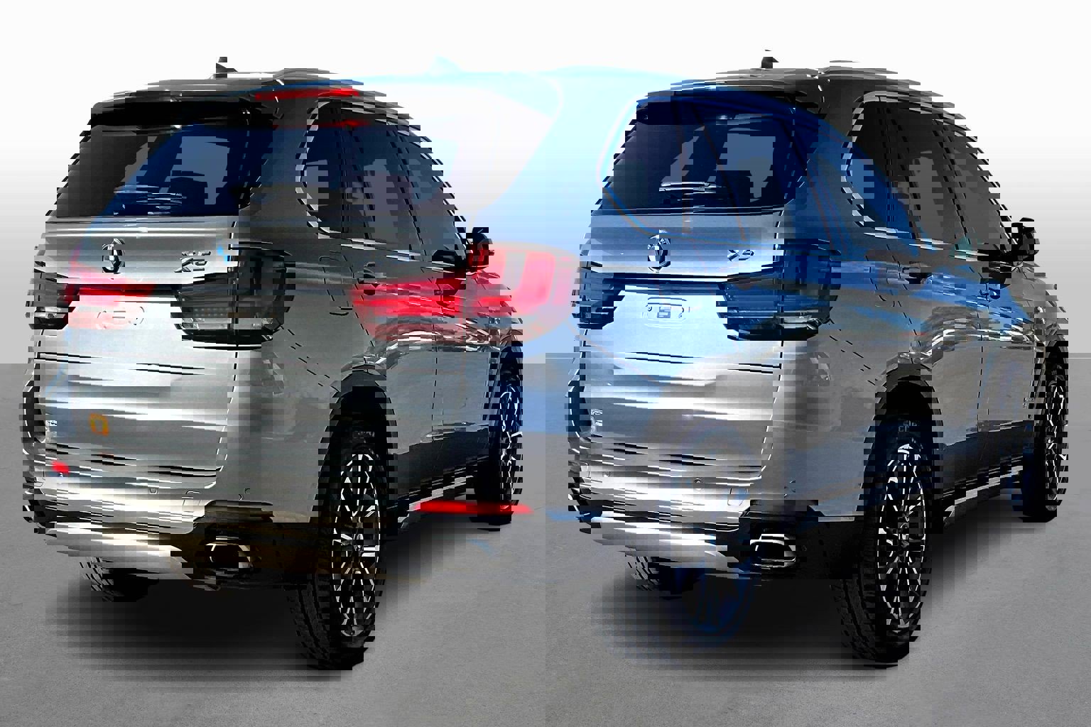 Used 2018 BMW X5 sDrive35i image 2