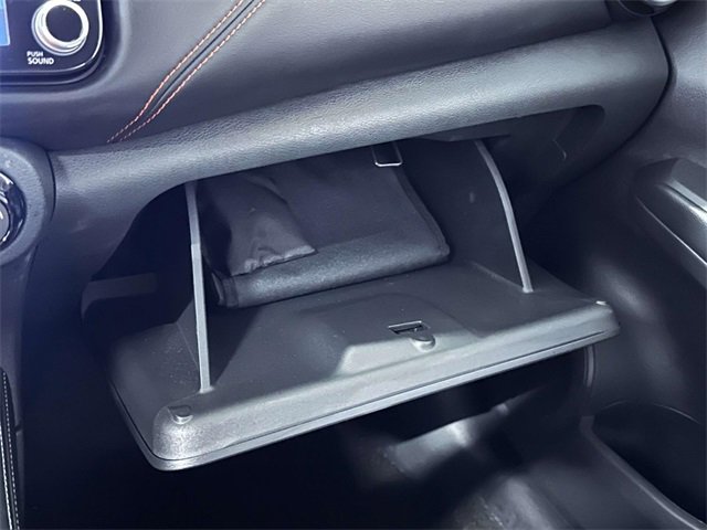 Used 2024 Nissan Kicks SR w/ SR Premium Package image 30