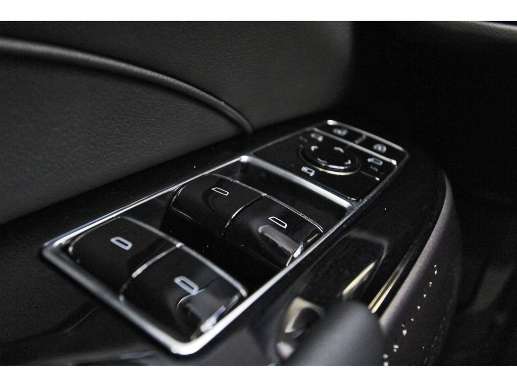 New 2026 Cadillac Lyriq Sport image 15