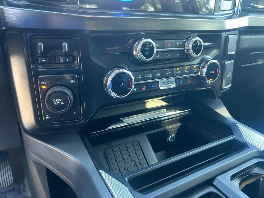 New 2025 Ford F350 Lariat w/ Lariat Ultimate Package image 38