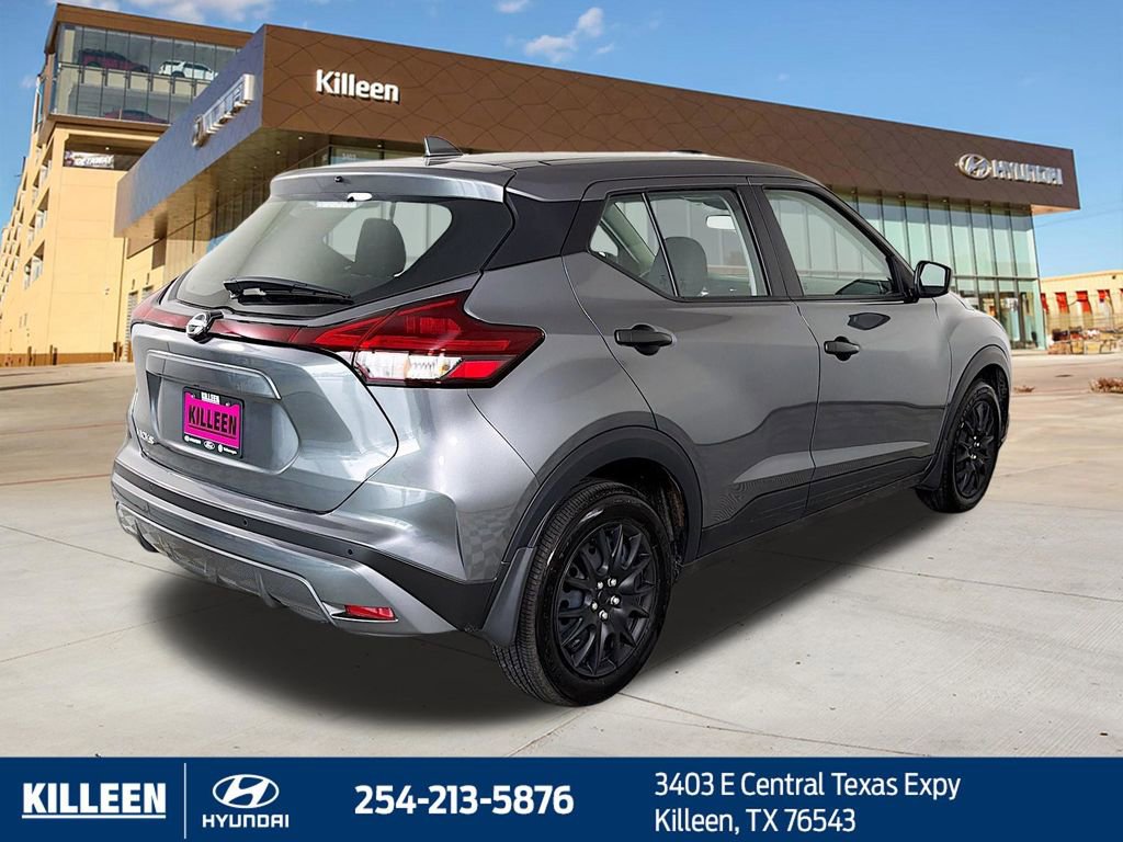 Used 2025 Nissan Kicks Play S FWD image 8