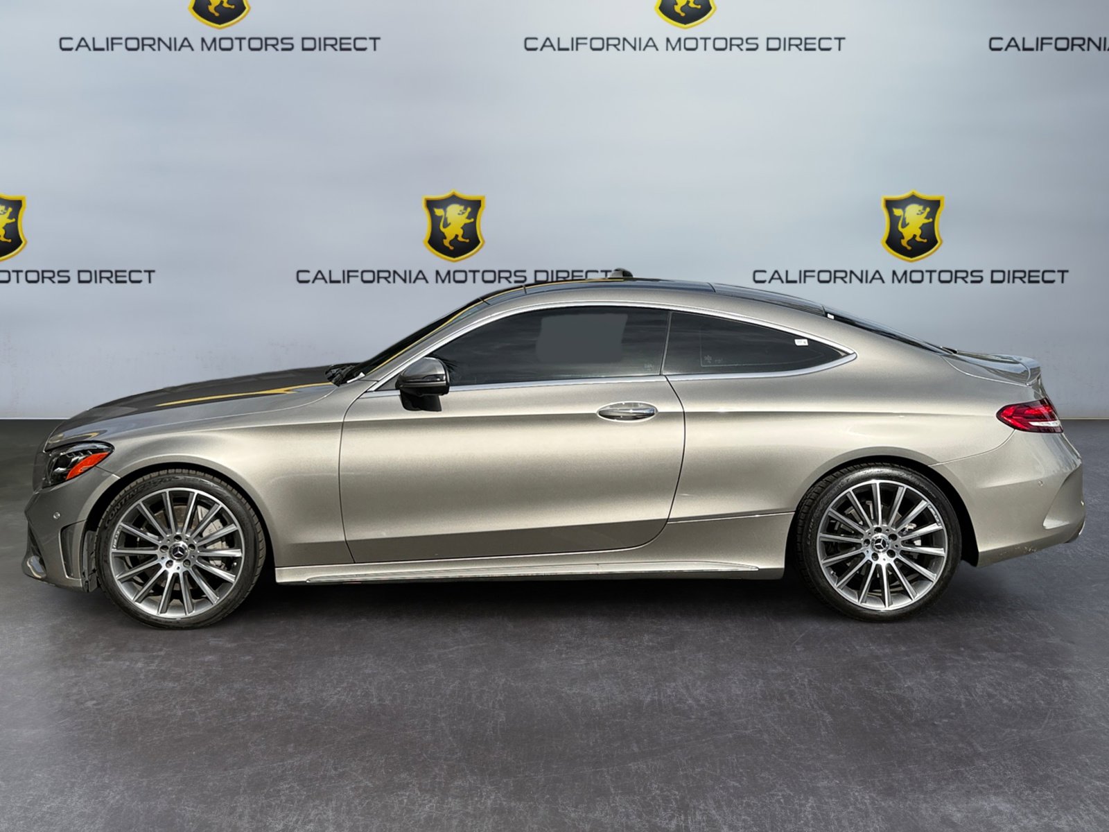 Used 2019 Mercedes-Benz C 300 Coupe image 2