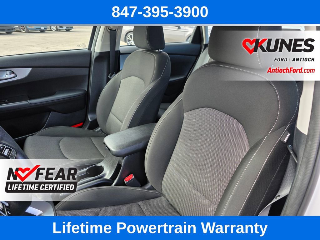 Used 2023 Kia Forte LXS w/ LXS Technology Package image 19