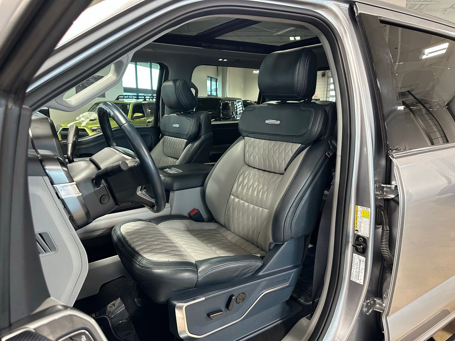 Used 2024 Ford F250 Limited w/ FX4 Off-Road Package image 16