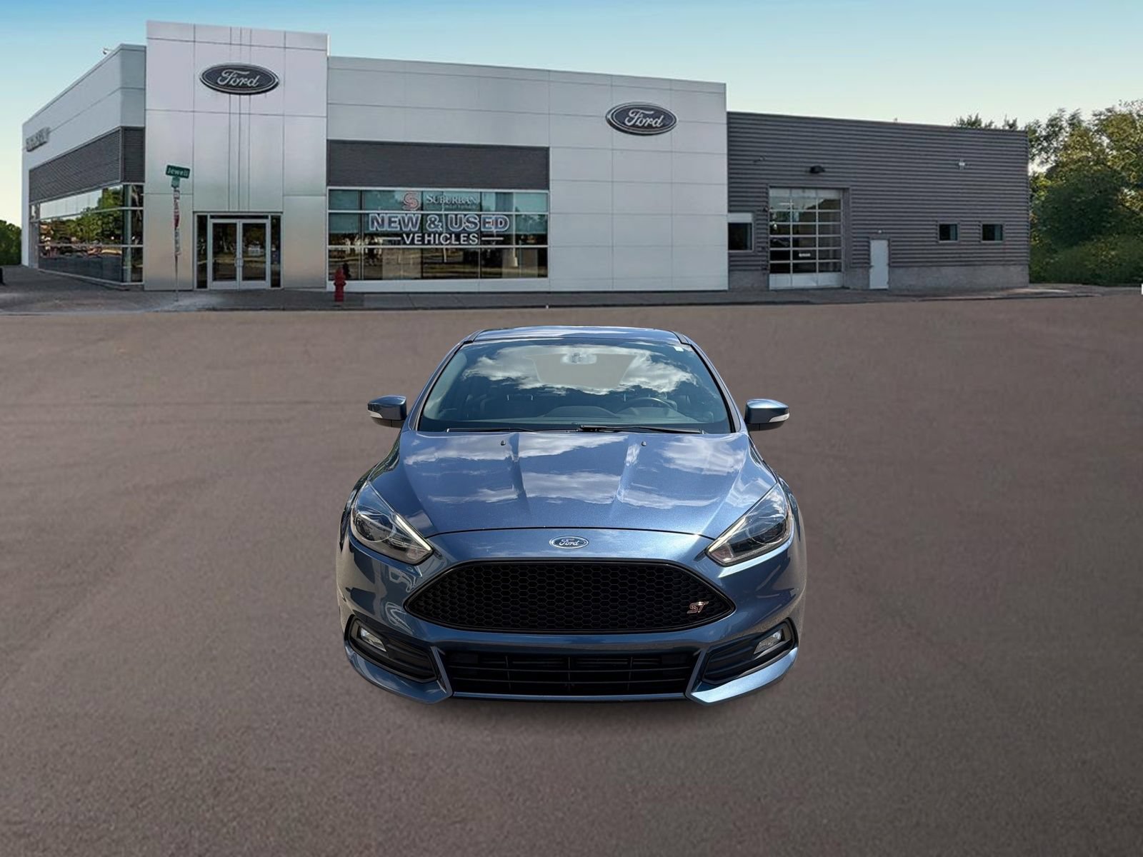 Used 2018 Ford Focus ST w/ Equipment Group 401A FWD image 3