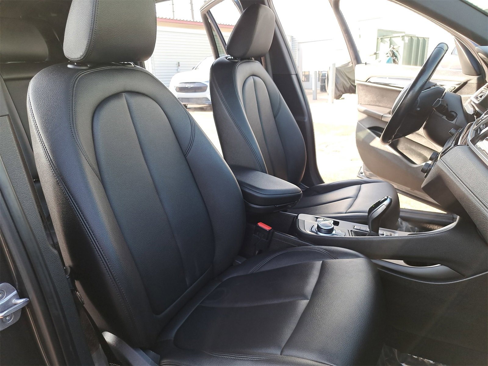 Used 2020 BMW X1 sDrive28i image 10