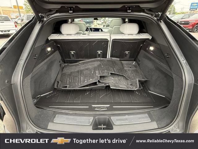 Used 2024 Cadillac Lyriq Luxury w/ LPO, Floor Liner Package RWD image 33