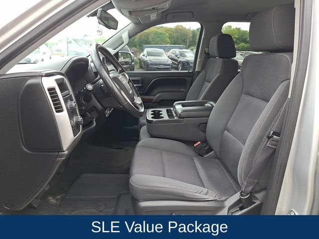 Used 2017 GMC Sierra 1500 SLE w/ SLE Value Package AWD/4WD image 2