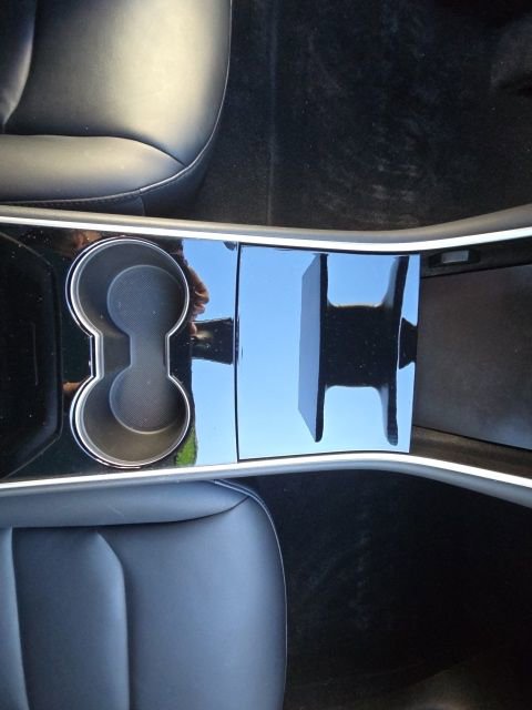 Used 2020 Tesla Model 3 Long Range image 16
