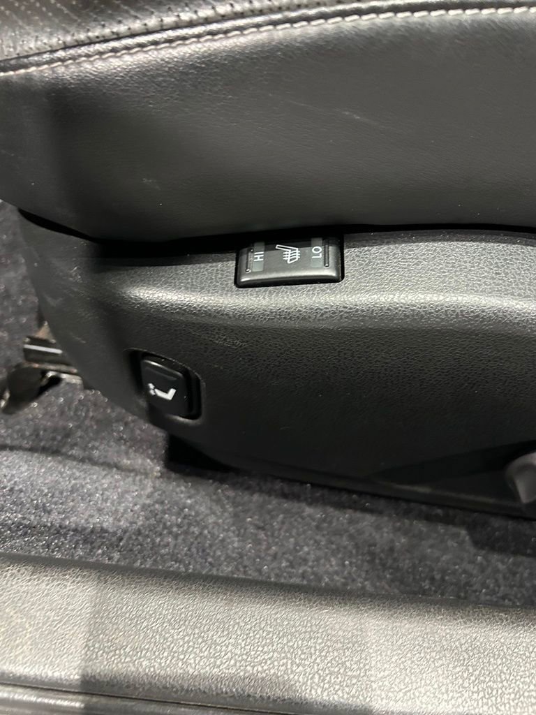 Used 2014 Nissan GT-R Premium AWD/4WD image 12