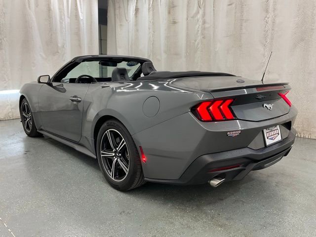 Used 2025 Ford Mustang Premium RWD image 5