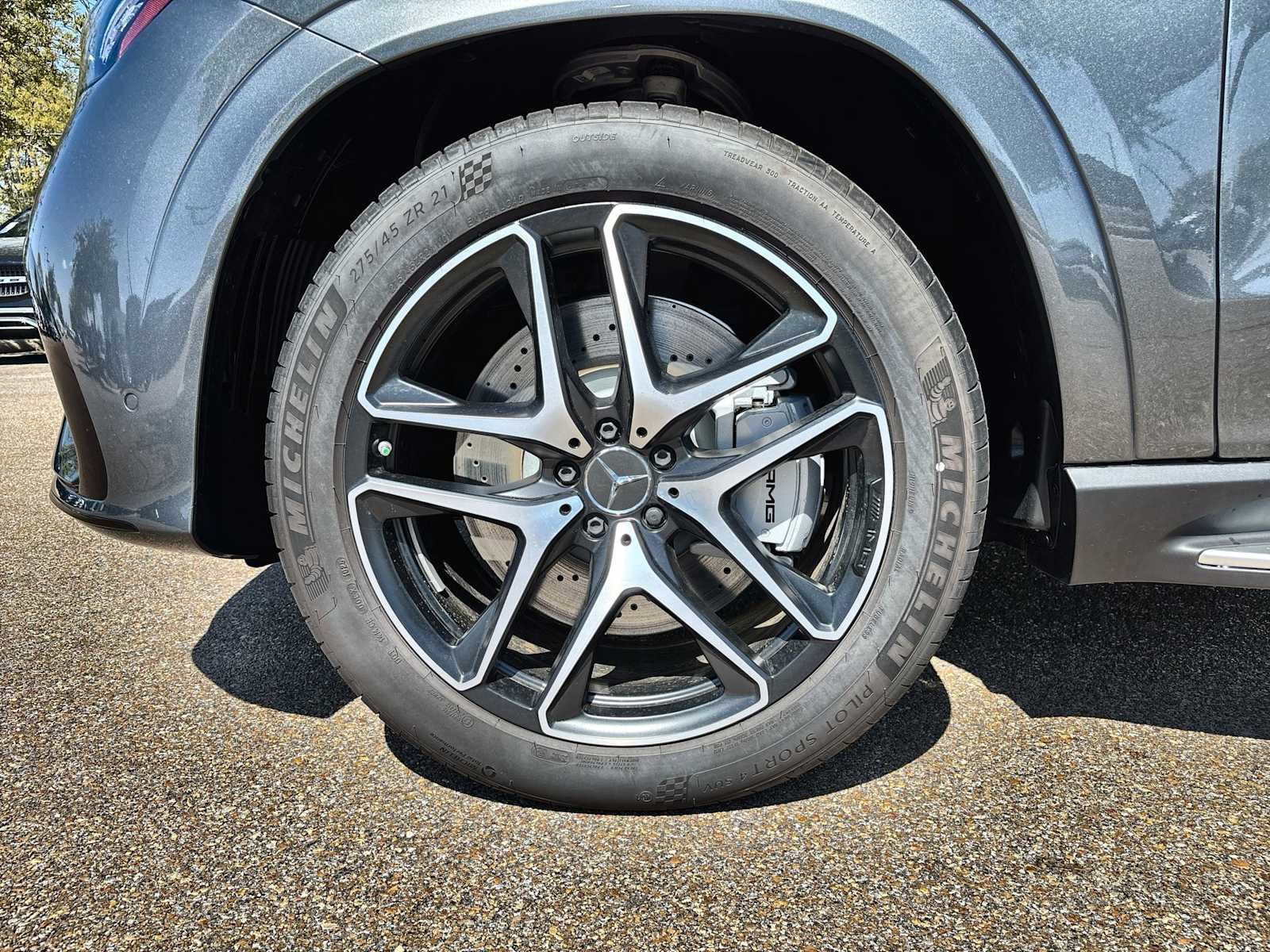 New 2025 Mercedes-Benz GLE 53 AMG 4MATIC image 14