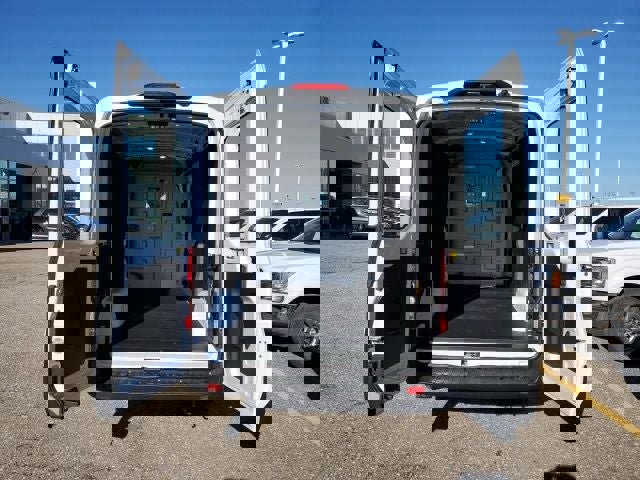 New 2023 Ford E-Transit Medium Roof w/ Load Area Protection Package image 5