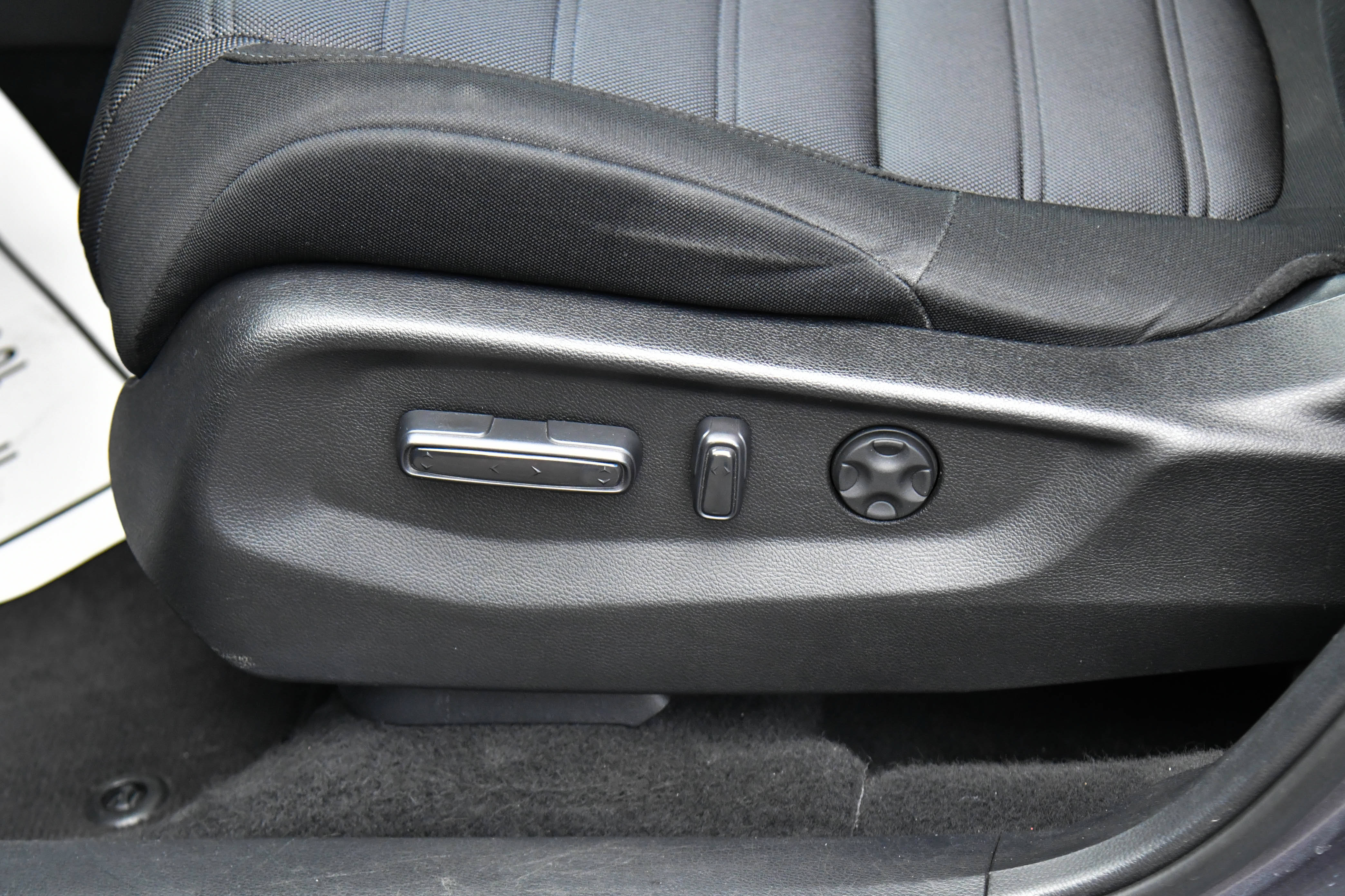 Used 2021 Honda CR-V EX image 17