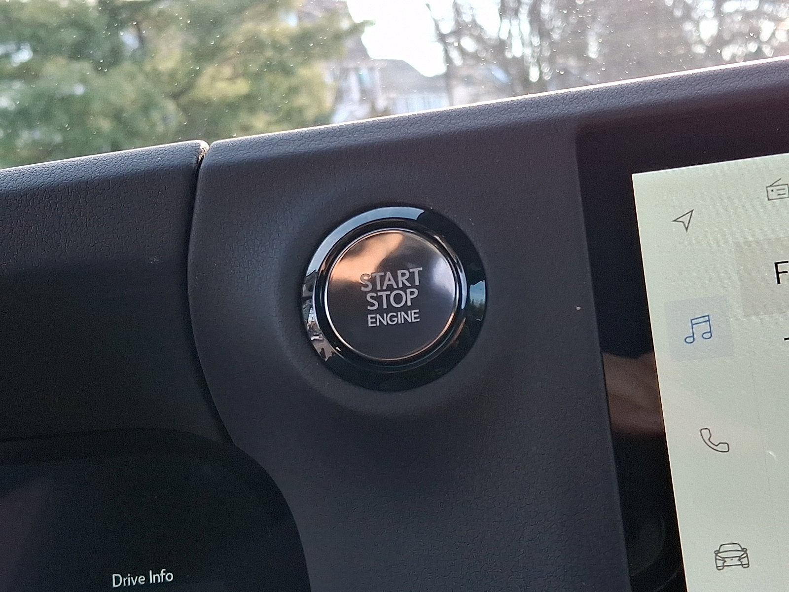 Used 2024 Lexus GX 550 image 23