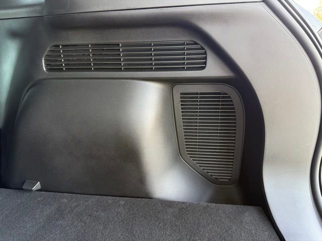 Used 2022 Ford Escape SEL image 11