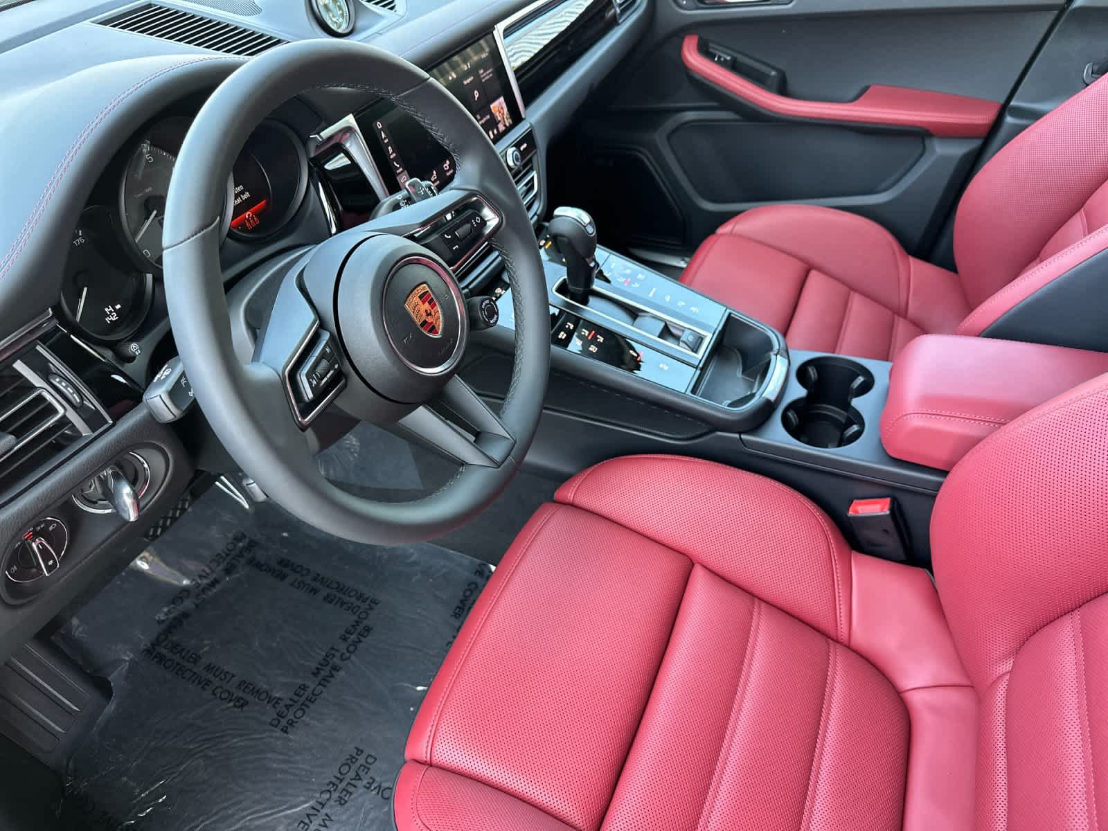 New 2026 Porsche Macan S AWD/4WD image 4
