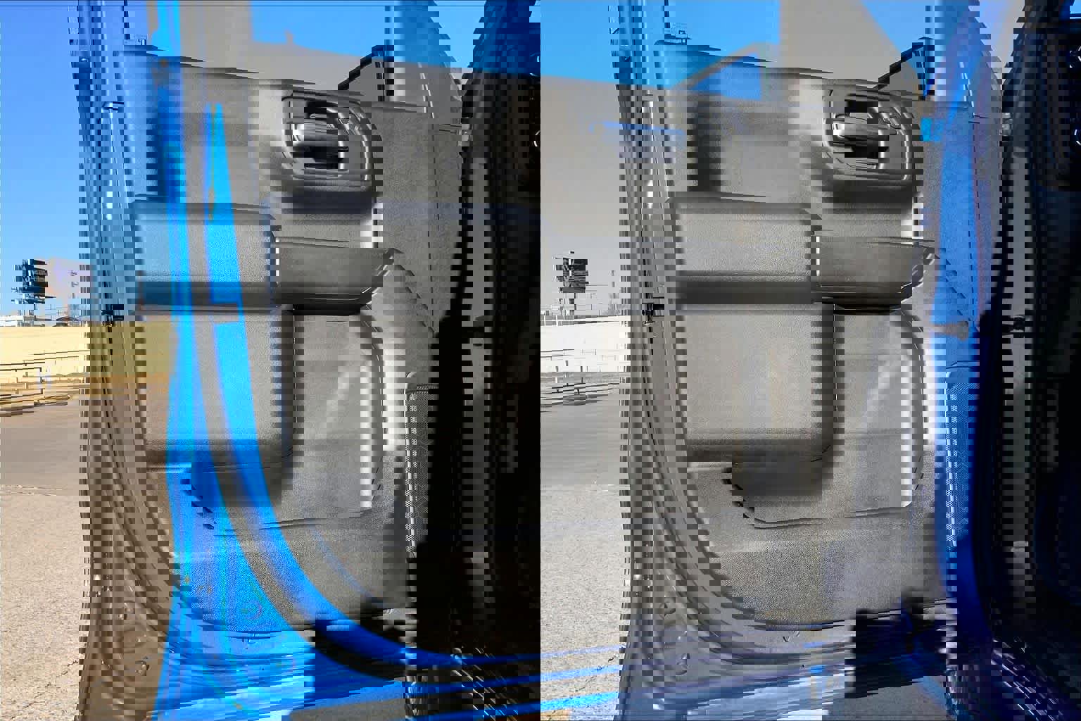 Certified 2024 Chevrolet Silverado 1500 Custom w/ Turbomax Blackout Package image 20