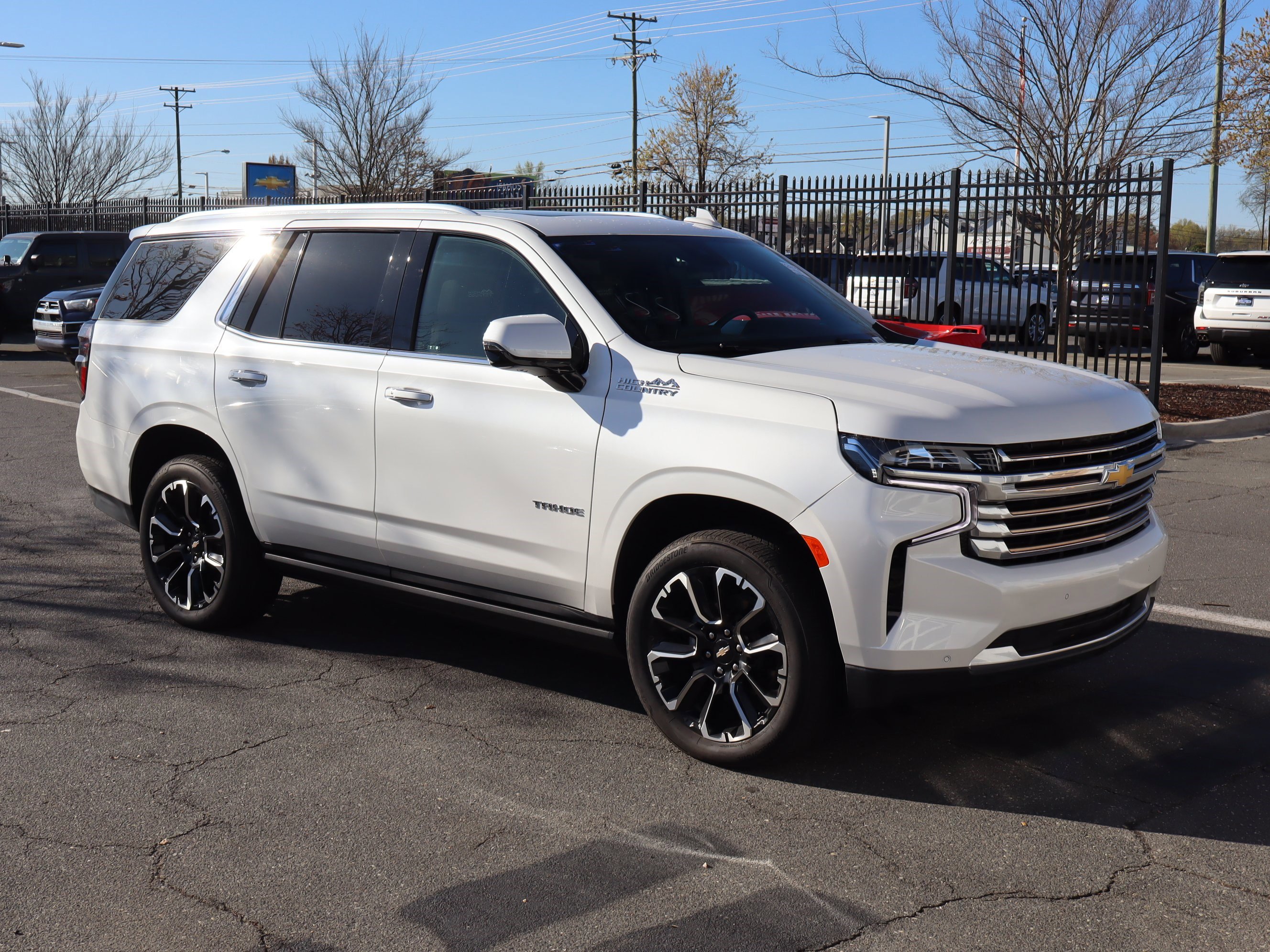 Certified 2024 Chevrolet Tahoe High Country AWD/4WD image 2