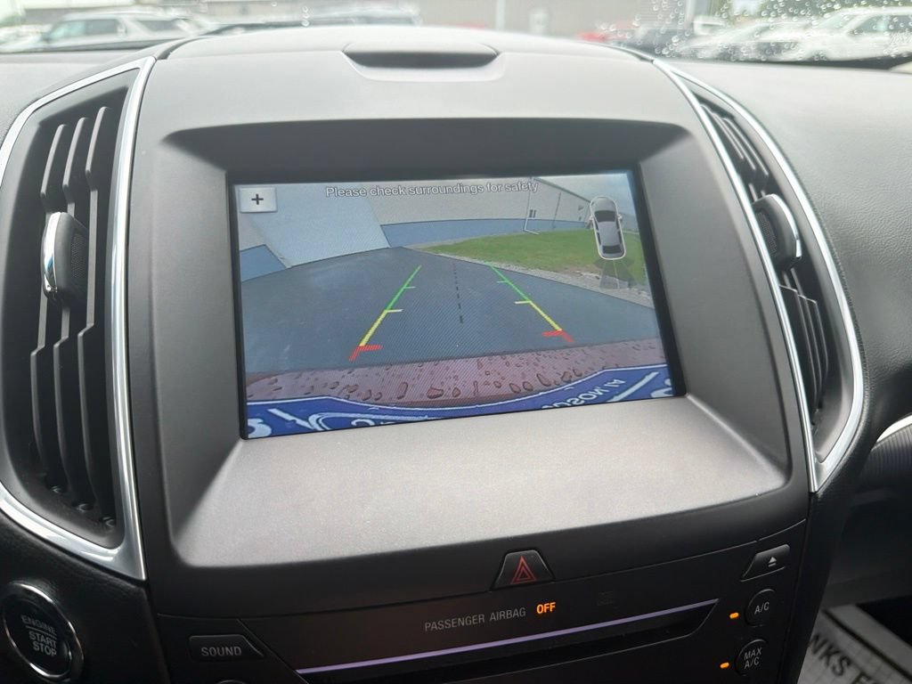 Used 2016 Ford Edge Titanium w/ Technology Package AWD/4WD image 19