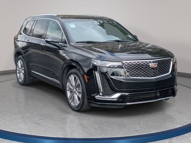 Used 2023 Cadillac XT6 Premium Luxury image 3
