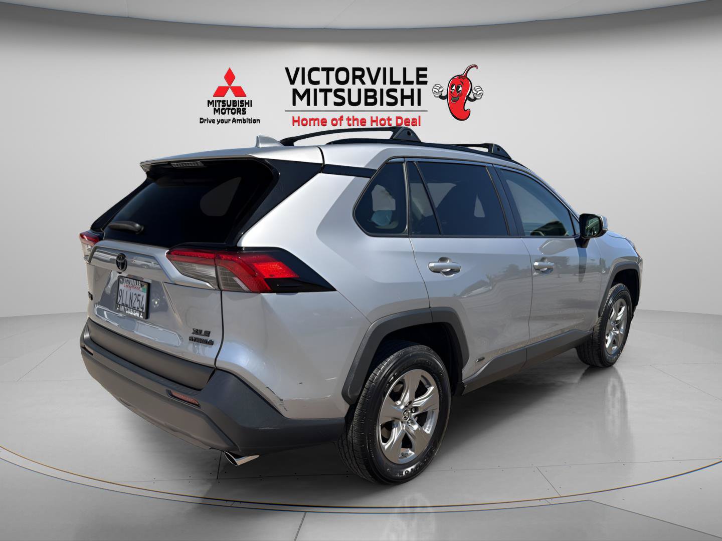 Used 2024 Toyota RAV4 XLE w/ Convenience Package AWD/4WD image 7