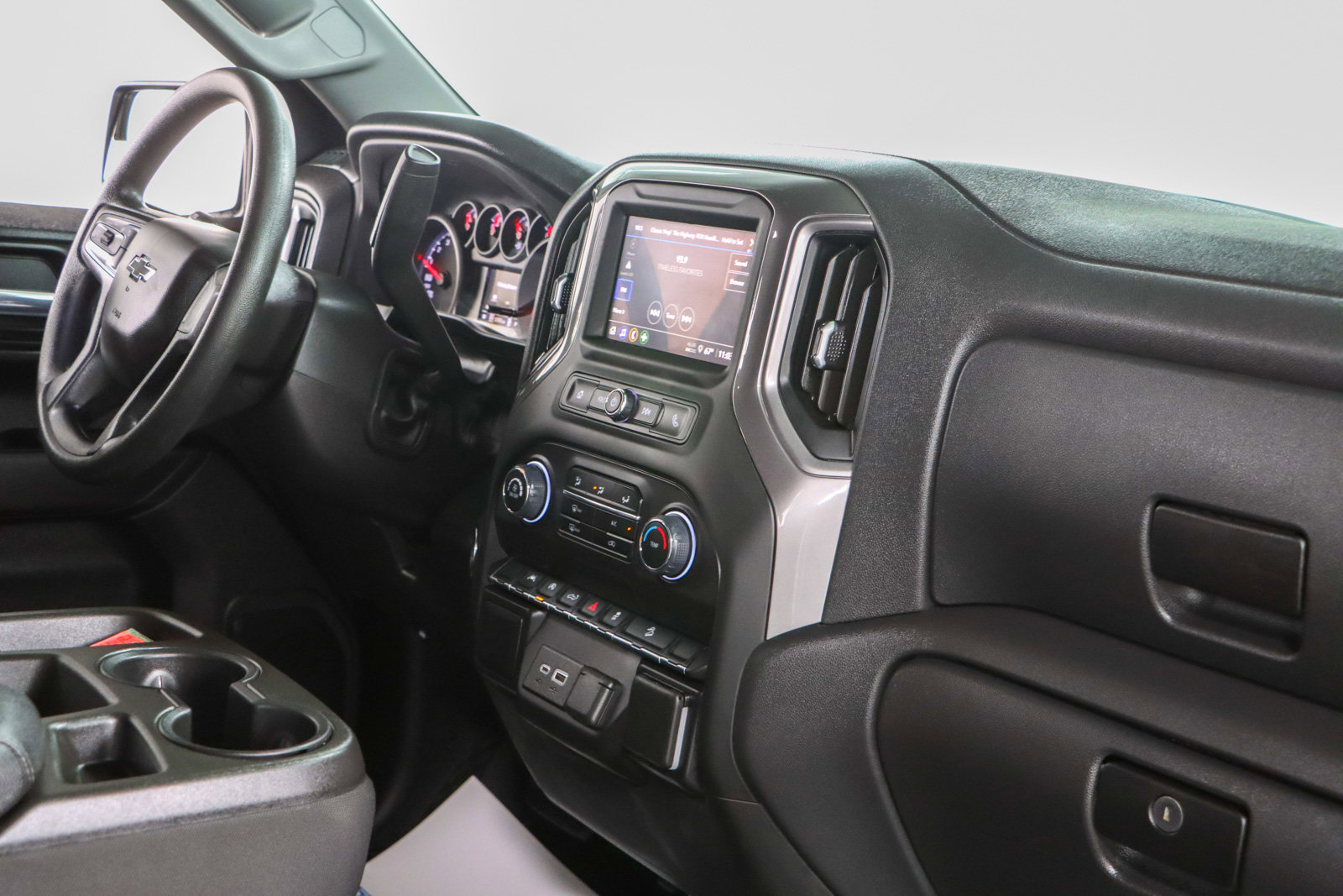 Used 2023 Chevrolet Silverado 1500 Custom Trail Boss w/ LPO, Dark Essentials Package image 26