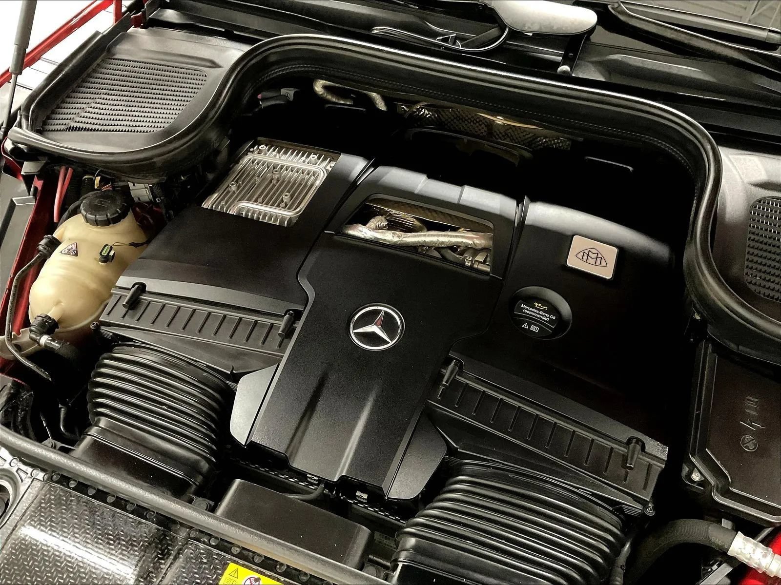 Used 2024 Mercedes-Benz Maybach GLS 600 4MATIC image 34