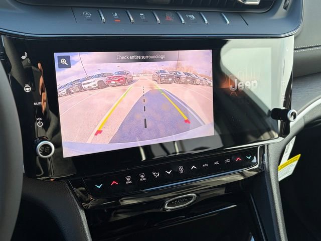 New 2026 Jeep Grand Cherokee Altitude AWD/4WD image 3