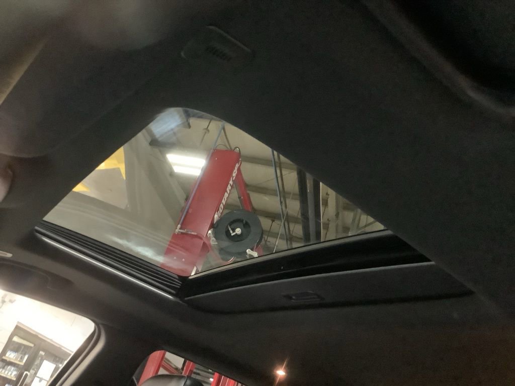 Certified 2018 Jeep Grand Cherokee Limited image 39