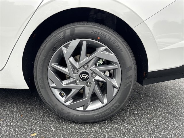 New 2026 Hyundai Elantra Blue image 19