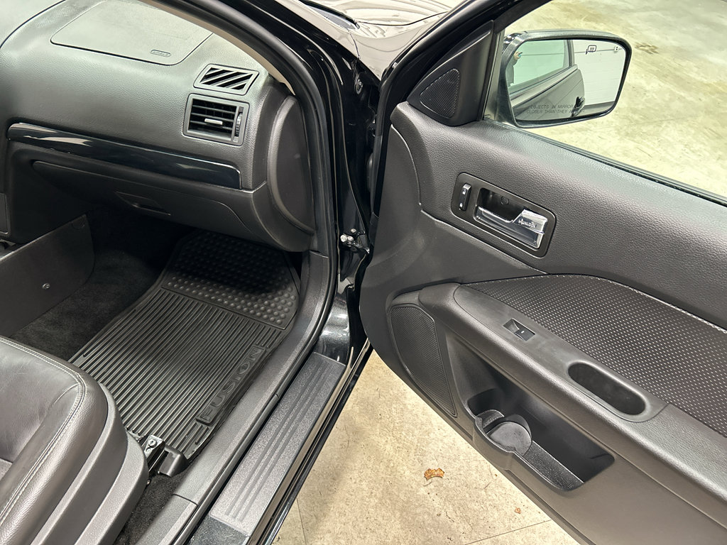 Used 2009 Ford Fusion SEL image 33
