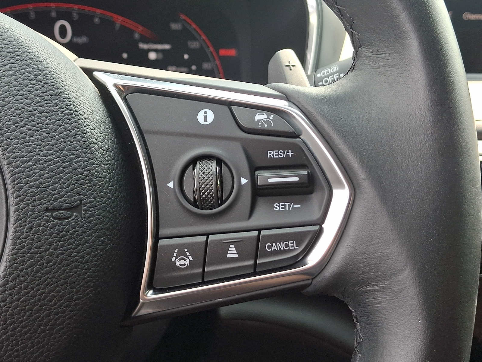 Certified 2024 Acura MDX SH-AWD w/ Technology Package image 23