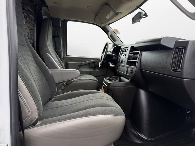 Used 2024 Chevrolet Express 2500 w/ Driver Convenience Package image 14