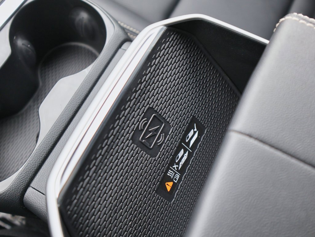 New 2026 GMC Terrain Elevation w/ Elevation Premium Package image 24