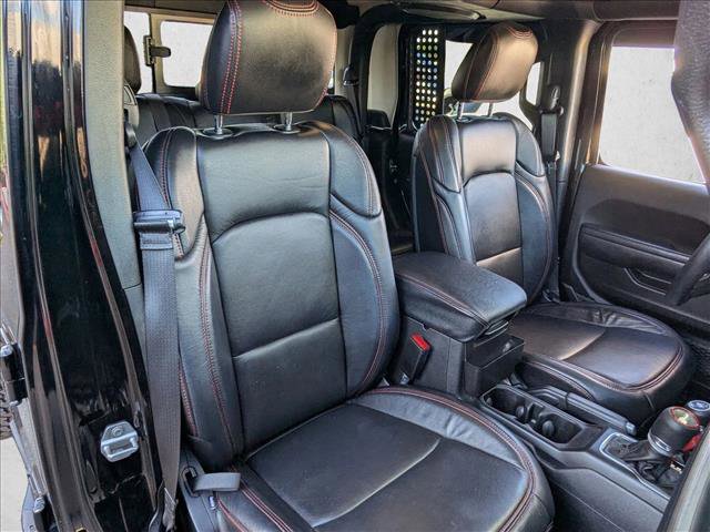 Certified 2021 Jeep Gladiator Willys image 20