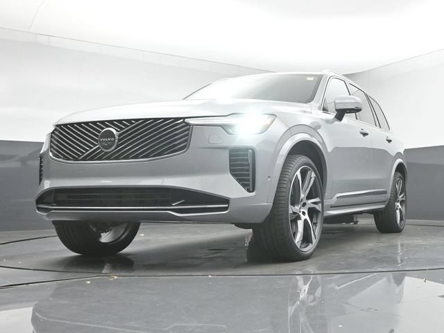 New 2026 Volvo XC90 B5 Plus w/ Protection Package Premier AWD/4WD image 39