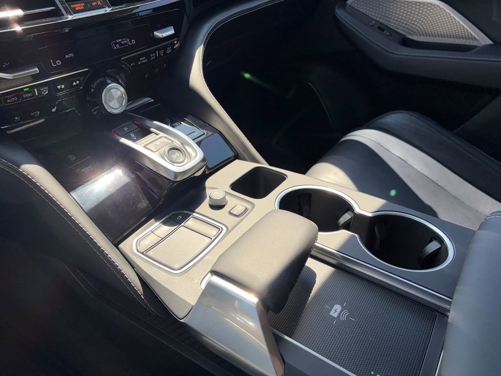 Used 2023 Acura MDX SH-AWD w/ Advance Package image 19