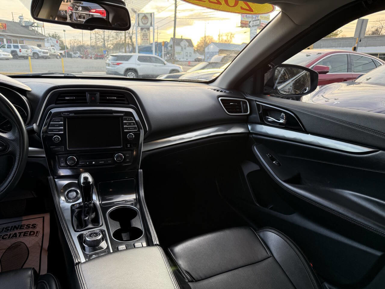 Used 2021 Nissan Maxima 3.5 SV w/ Floor Mat Group FWD image 12