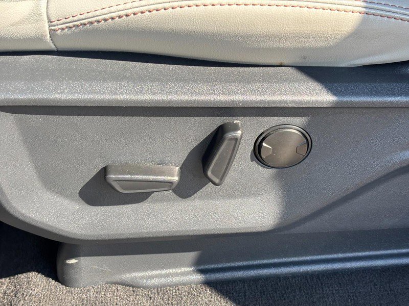 Used 2025 Ford Expedition Active image 18
