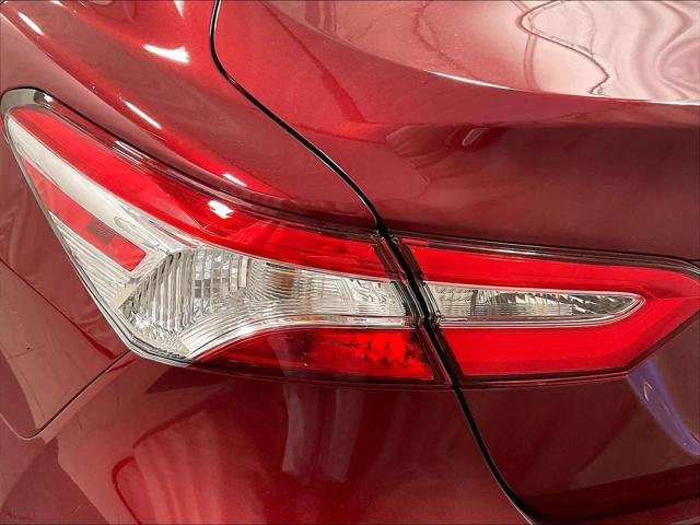 Used 2020 Toyota Camry LE w/ Convenience Package FWD image 33