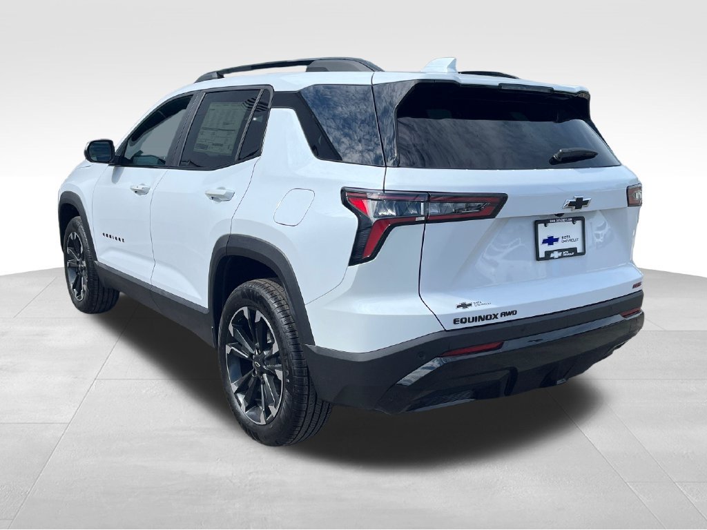 New 2027 Chevrolet Equinox RS w/ Convenience Package III AWD/4WD image 3