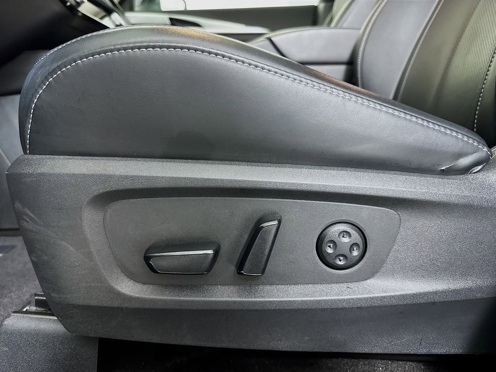 Used 2023 INFINITI QX60 Luxe image 17