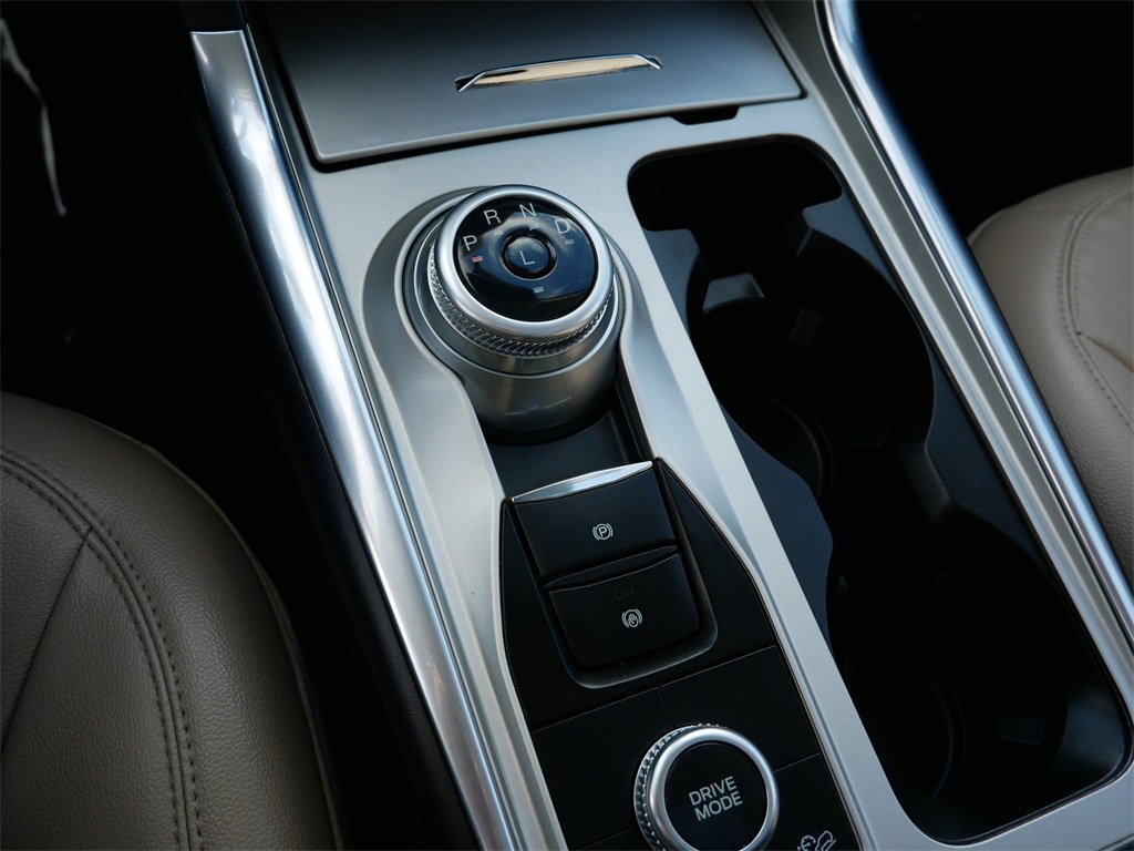 Certified 2023 Ford Explorer Limited w/ Limited Technology Package image 23