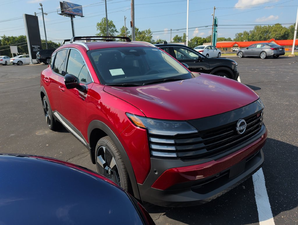 New 2026 Nissan Kicks SR w/ Cold Weather Package AWD/4WD image 23