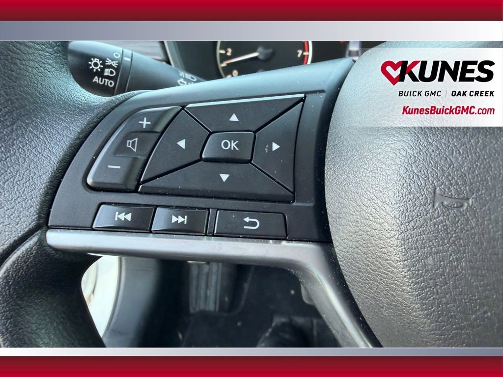 Used 2025 Nissan Altima 2.5 SV image 11