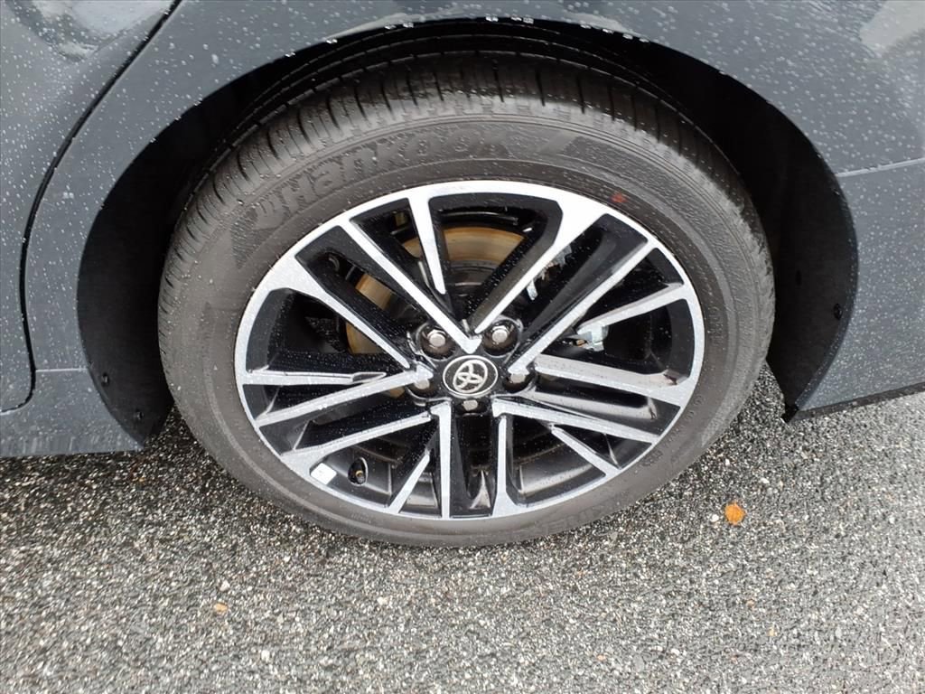 New 2026 Toyota Camry XLE image 8