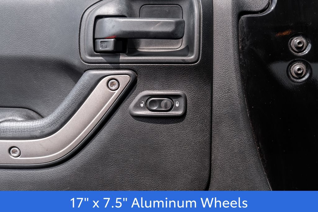 Used 2018 Jeep Wrangler Unlimited Sport S AWD/4WD image 17